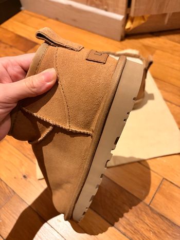 Vend ugg jamais portée 