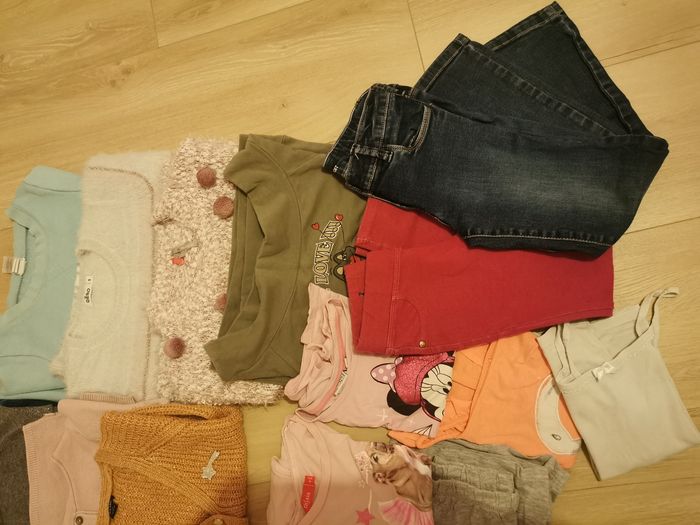 Lot vêtements 5 ans fille - photo numéro 3