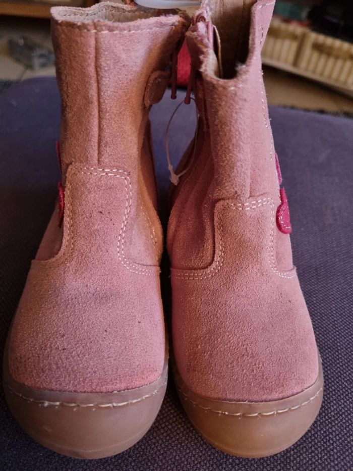 Bottines neuves cuir taille 24 - photo numéro 3