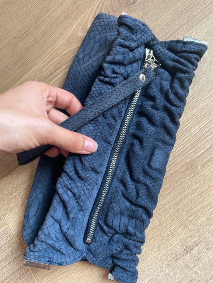 Pochette Paul & Joe cuir façon serpent bleu gris - photo numéro 9