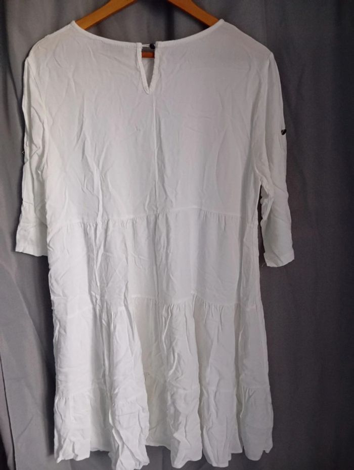 Robe blanche - photo numéro 2