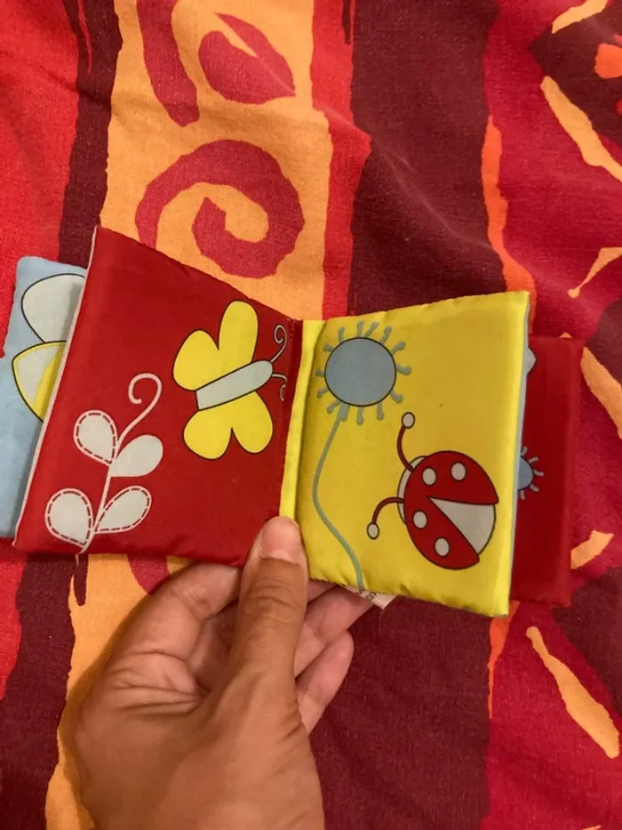 Petit livre Sophie la girafe - photo numéro 4