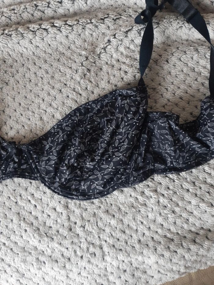 Soutien-gorge noir et blanc 95b - photo numéro 2
