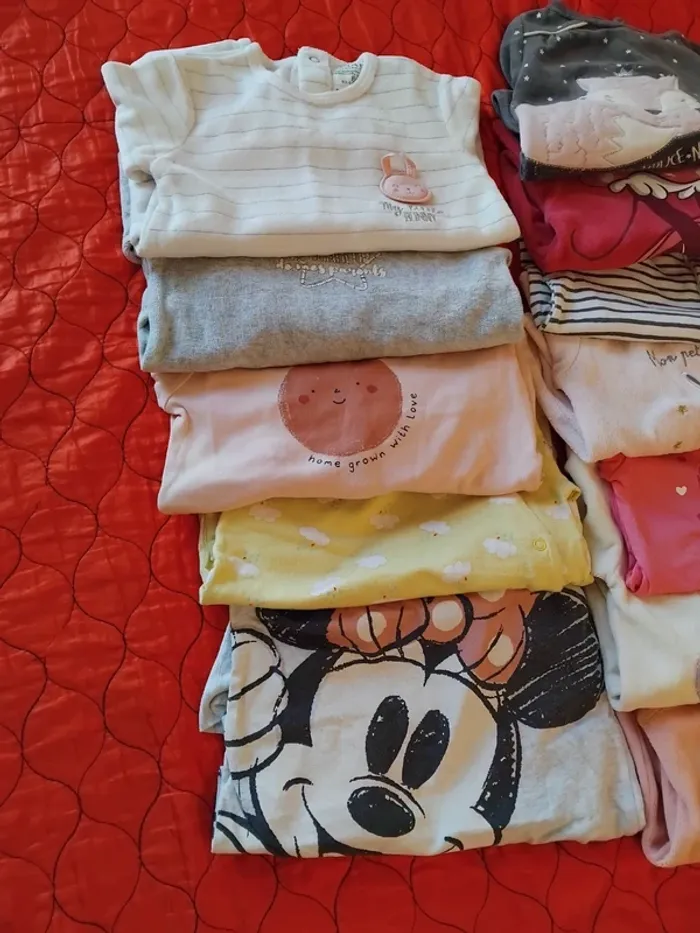 Pyjamas fille 6mois - photo numéro 14