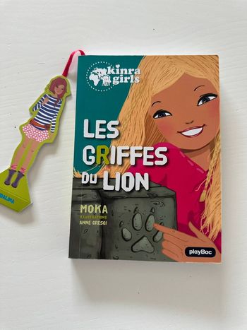 Livre Kinra Girls, les griffes du lion