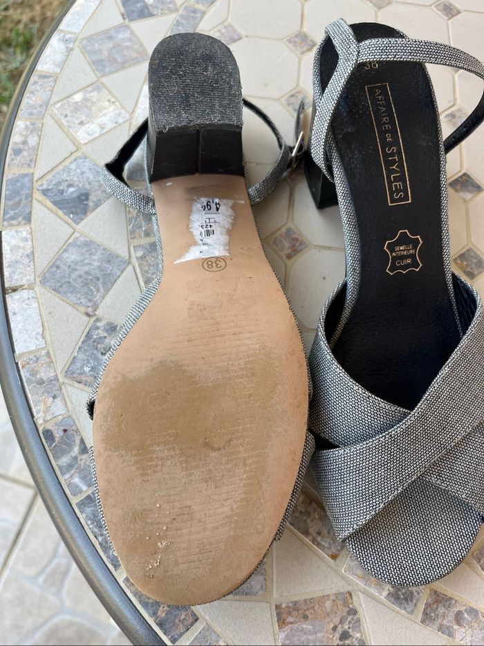 Nu pieds - photo numéro 2
