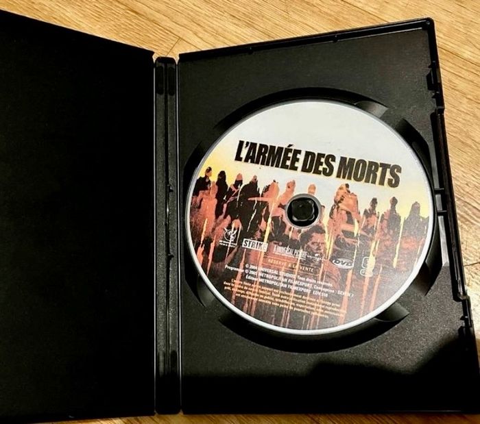 DVD Film D’horreur L’armée Des Morts - photo numéro 3