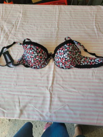 Soutien gorge 90C