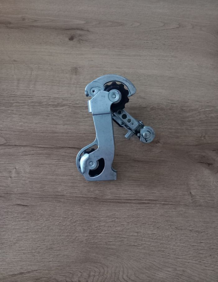 Dérailleur arrière VTT / VTC " SACHS HURET " - photo numéro 2