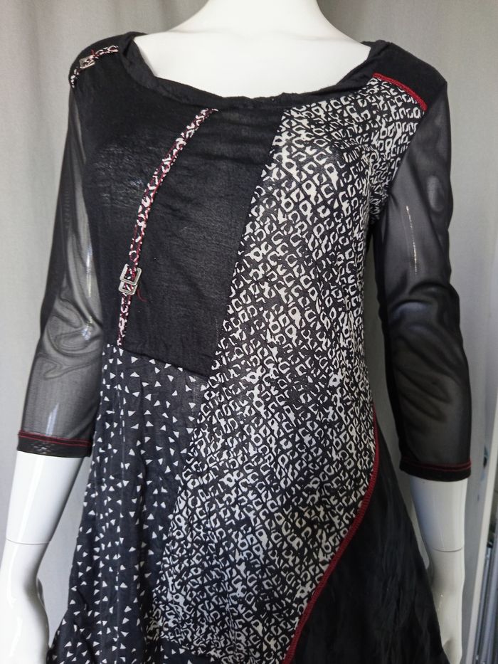 Robe / tunique femme - photo numéro 3