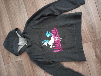 Haut  à Capuche 12 Ans  TBE