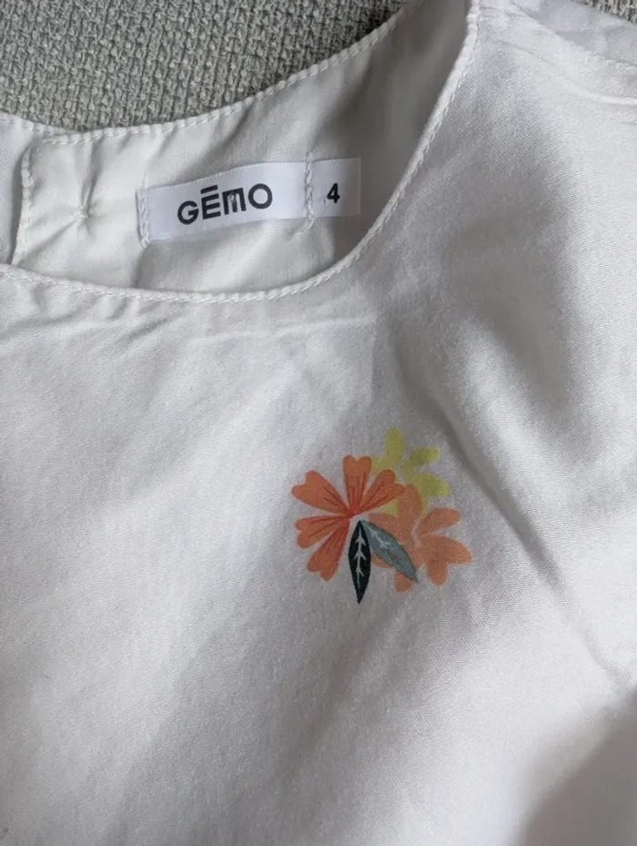 Robe blanche 4 ans - photo numéro 2