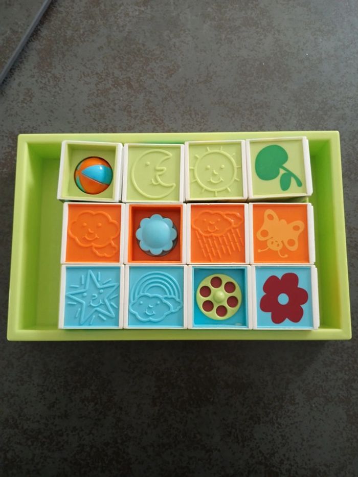 Lot de 12 cubes - photo numéro 4
