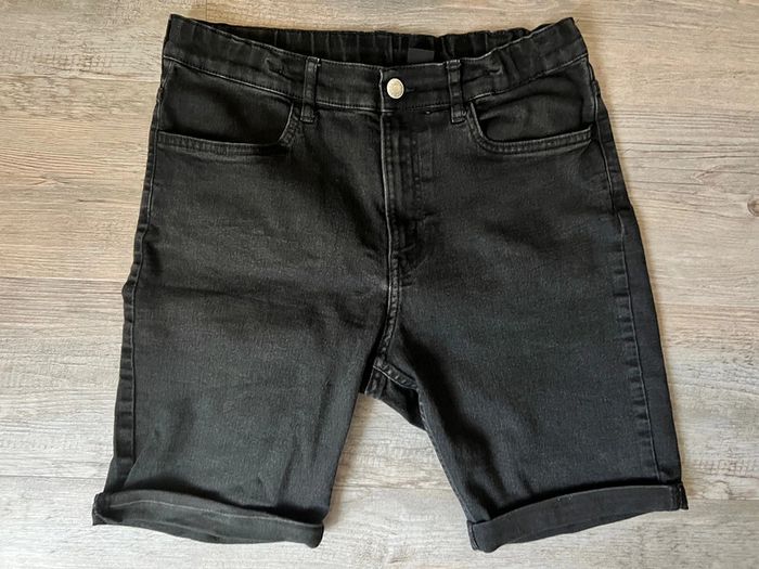 Short garçon noir - photo numéro 3