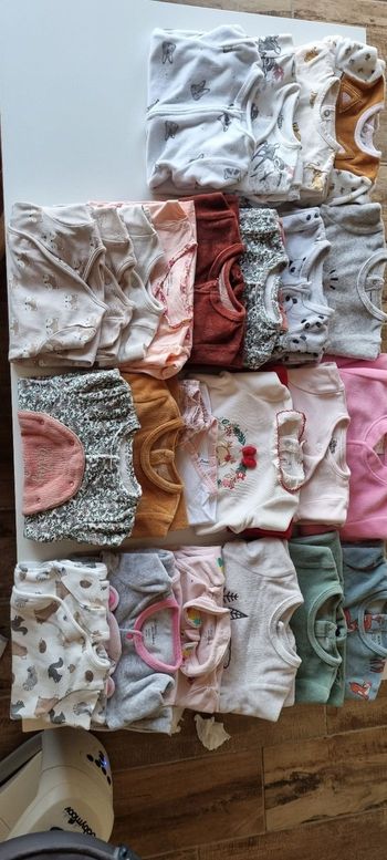 Pyjama 3 mois 2€50 pièce