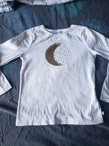 T-shirt motif lune okaidi 10 ans