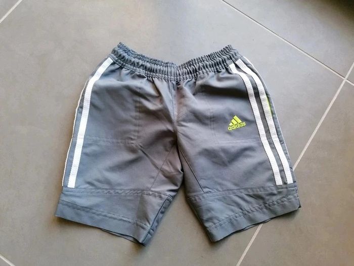 NEUF Short Adidas 4 ans