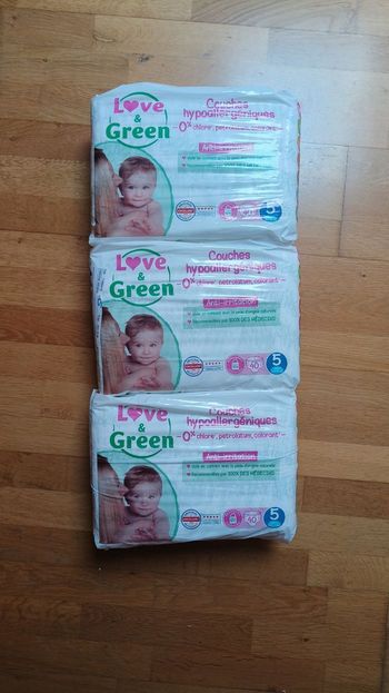 3 paquets de couches Love and green taille 5