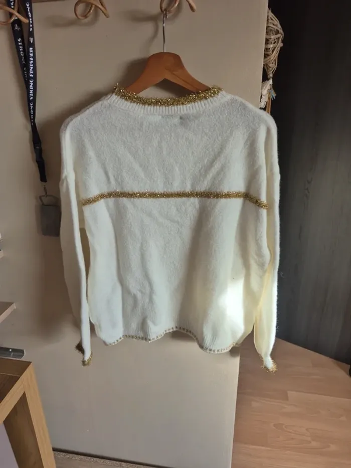 Pull beige de fête neuf TU - photo numéro 4