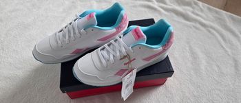 Basket reebok neuve taille 38