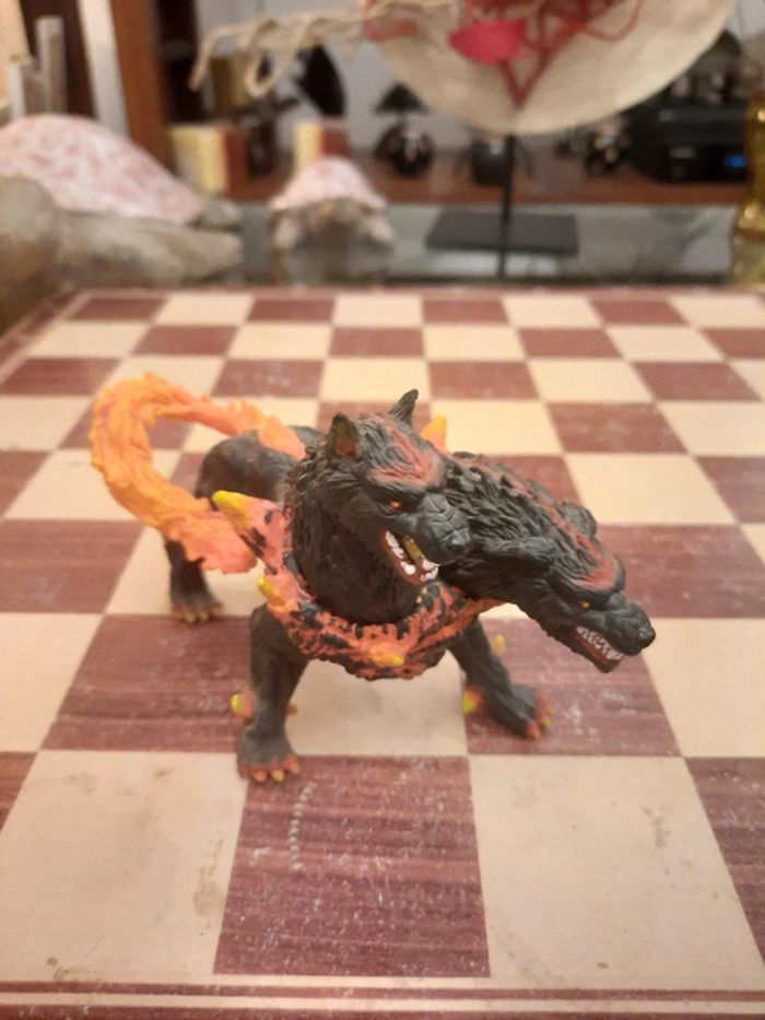 Schleich eldrador cerbère
