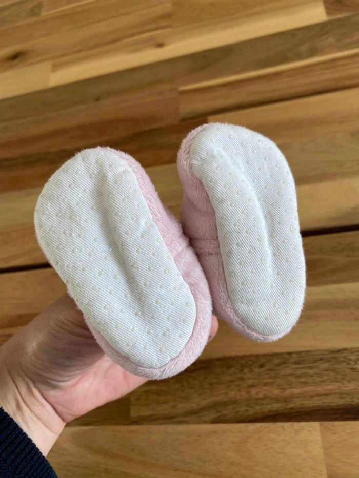 Chaussons de naissance rose - photo numéro 5