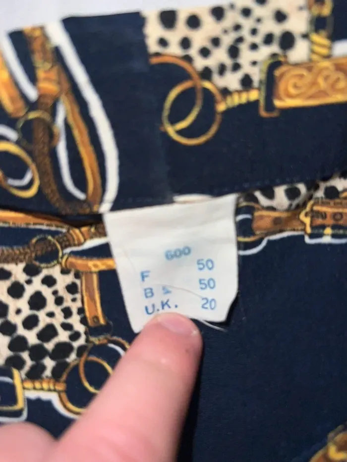 Chemise et Jupe sans marque - photo numéro 2