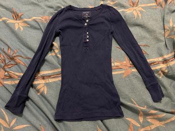 Sous pull / tee shirt manches longues esprit 9 ans