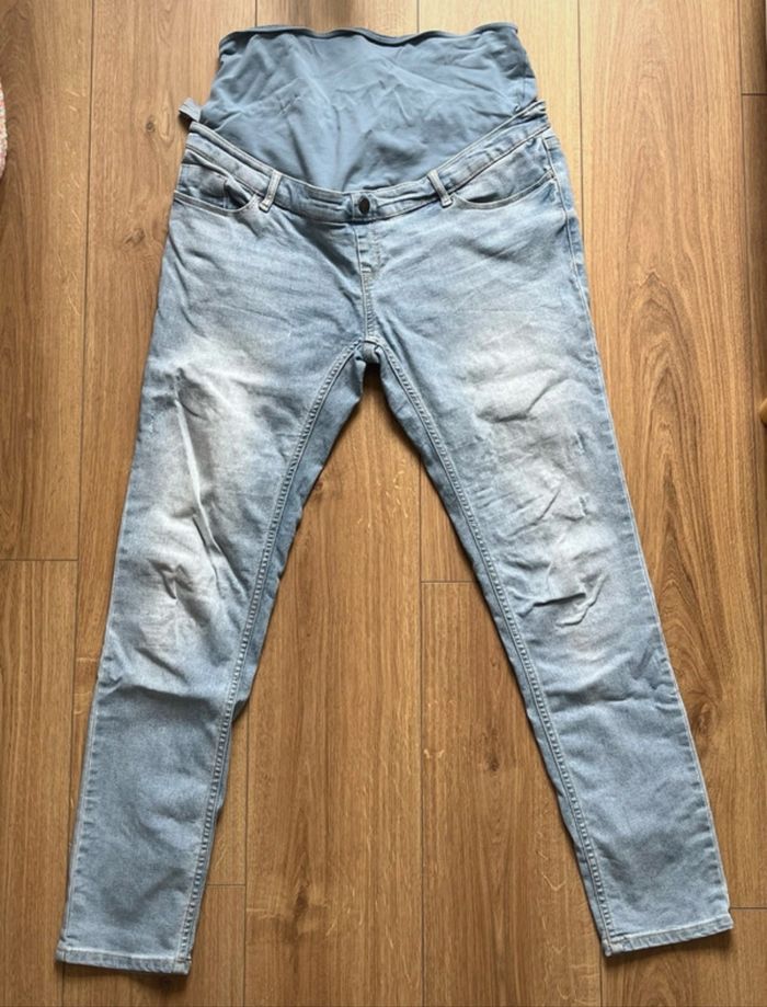 Pantalon de grossesse bleu clair