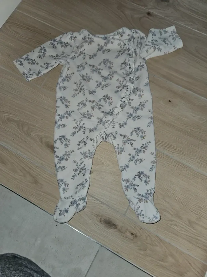 Pyjamas 9 mois - photo numéro 5