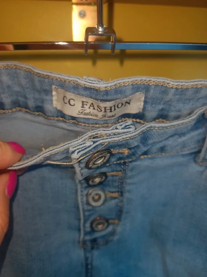 Short en jean effet déchiré taille XL - photo numéro 2