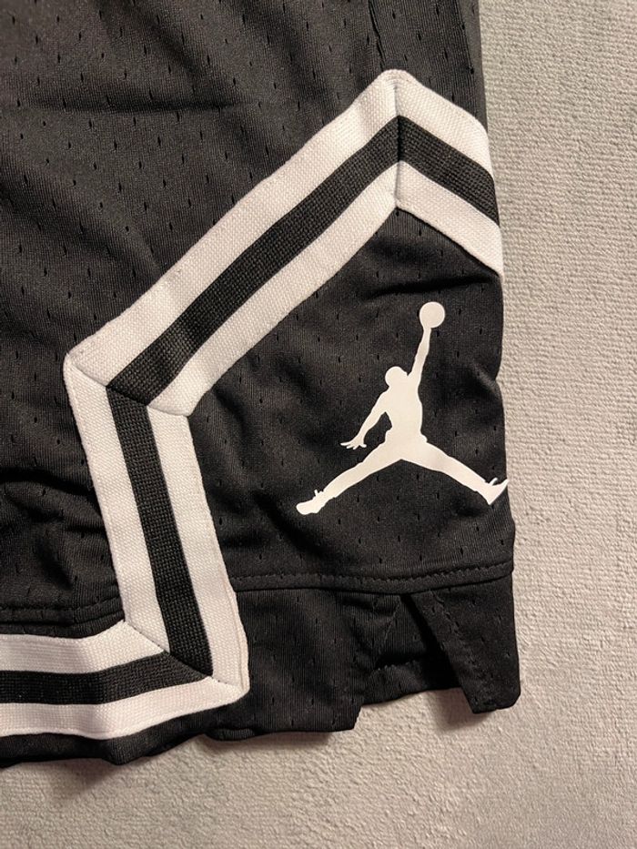 Short en mesh Jordan Dri-Fit couleur Black – Taille L Marque : Jordan - photo numéro 3