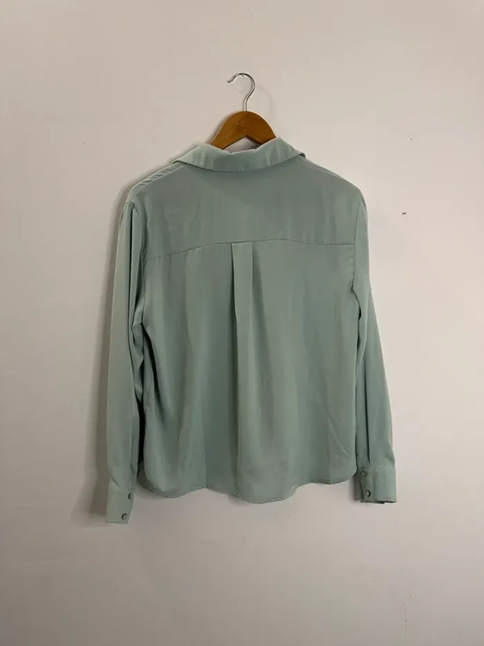 Blouse Taille 38/40 peu portée - photo numéro 4