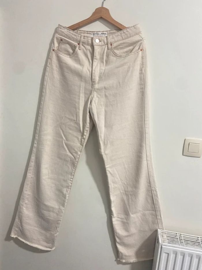 Magnifique pantalon beige stradivarius