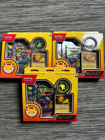 Lot 3 coffrets pikachu Pokémon day d26 30 ans français
