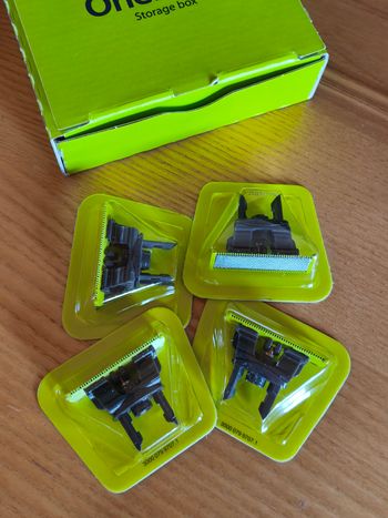 Lot 4 Lames remplacement OneBlade QP220 One Blade rasoir rasage blade pour Philips