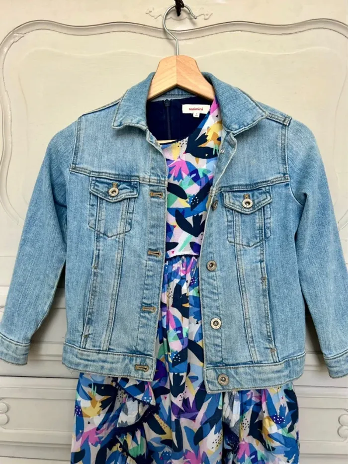 Veste en jean Zara - Taille 7 ans Très bon état - photo numéro 2