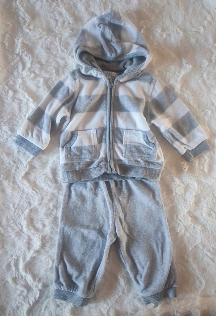 Survêtement gris et blanc en velour Kitchoun taille 6 mois