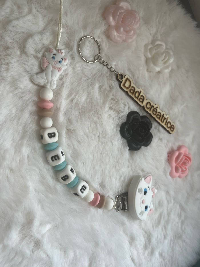 Attache tétine personnalisé aristochat