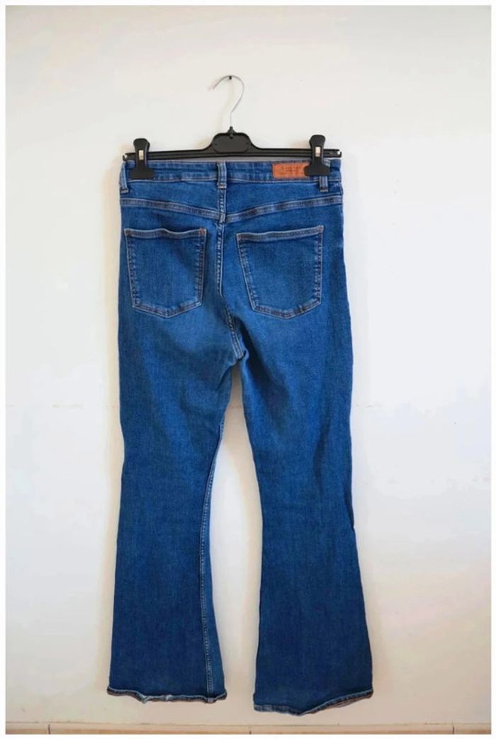 C37 jeans bleu bershka 38 - photo numéro 2