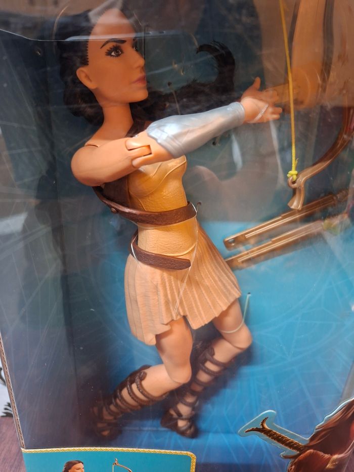 Figurine collection Wonder woman combat de tir à l’arc mattel - photo numéro 2