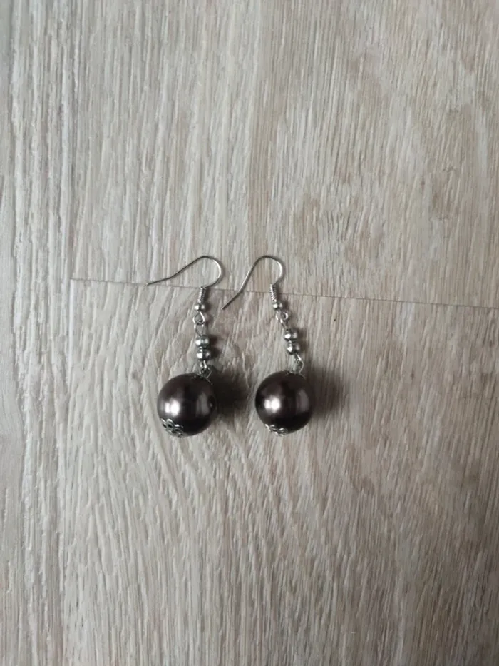 Boucles d'oreilles neuves