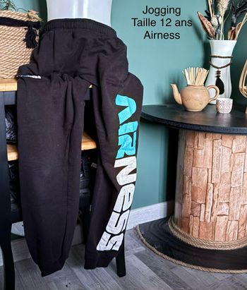 Jogging  Taille 12 ans 