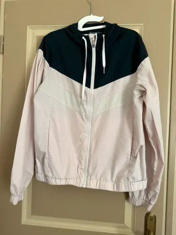 Veste à capuche