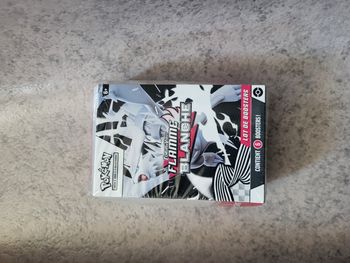 Pokémon Bundle Flamme Blanche 🔥