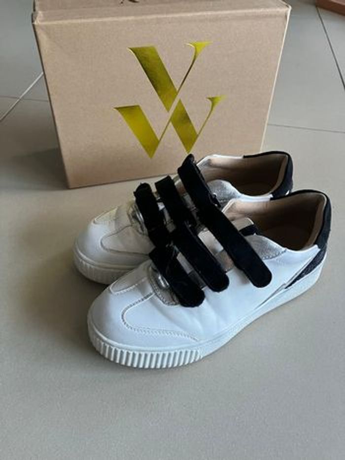Basket Vanessa Wu taille 38 modèle Nahia