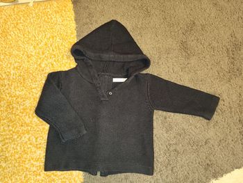 Pull à capuche 6 mois