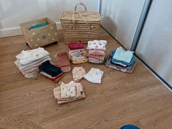 Lot de vêtements bébe fille 6 mois (43 pcs)🌻