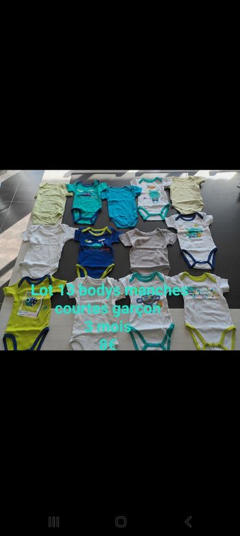 Lot 13 bodys manches courtes garçon 3 mois