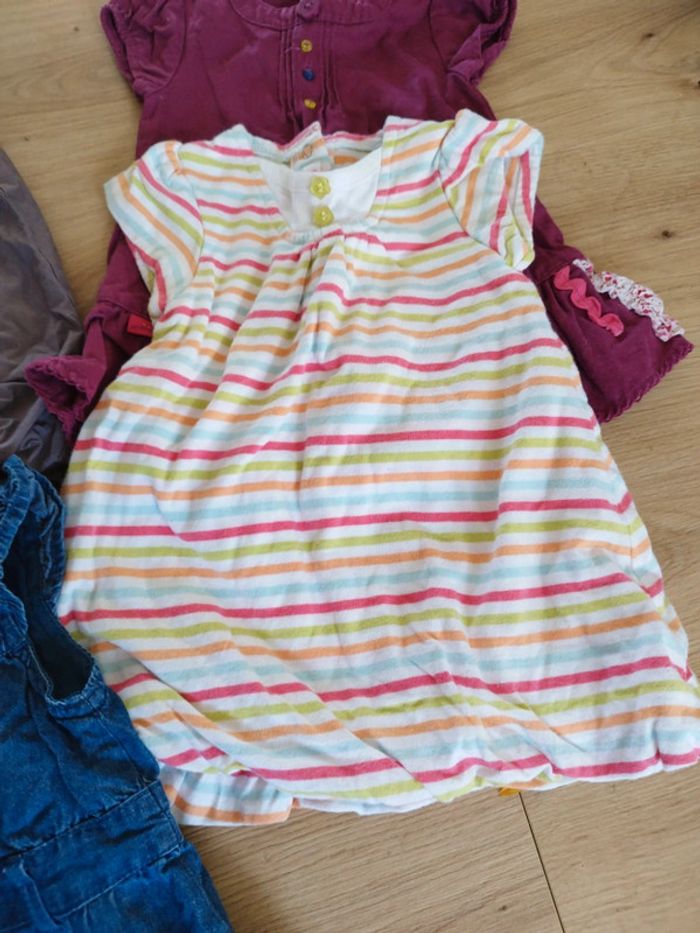 Lot 6 robes - photo numéro 3